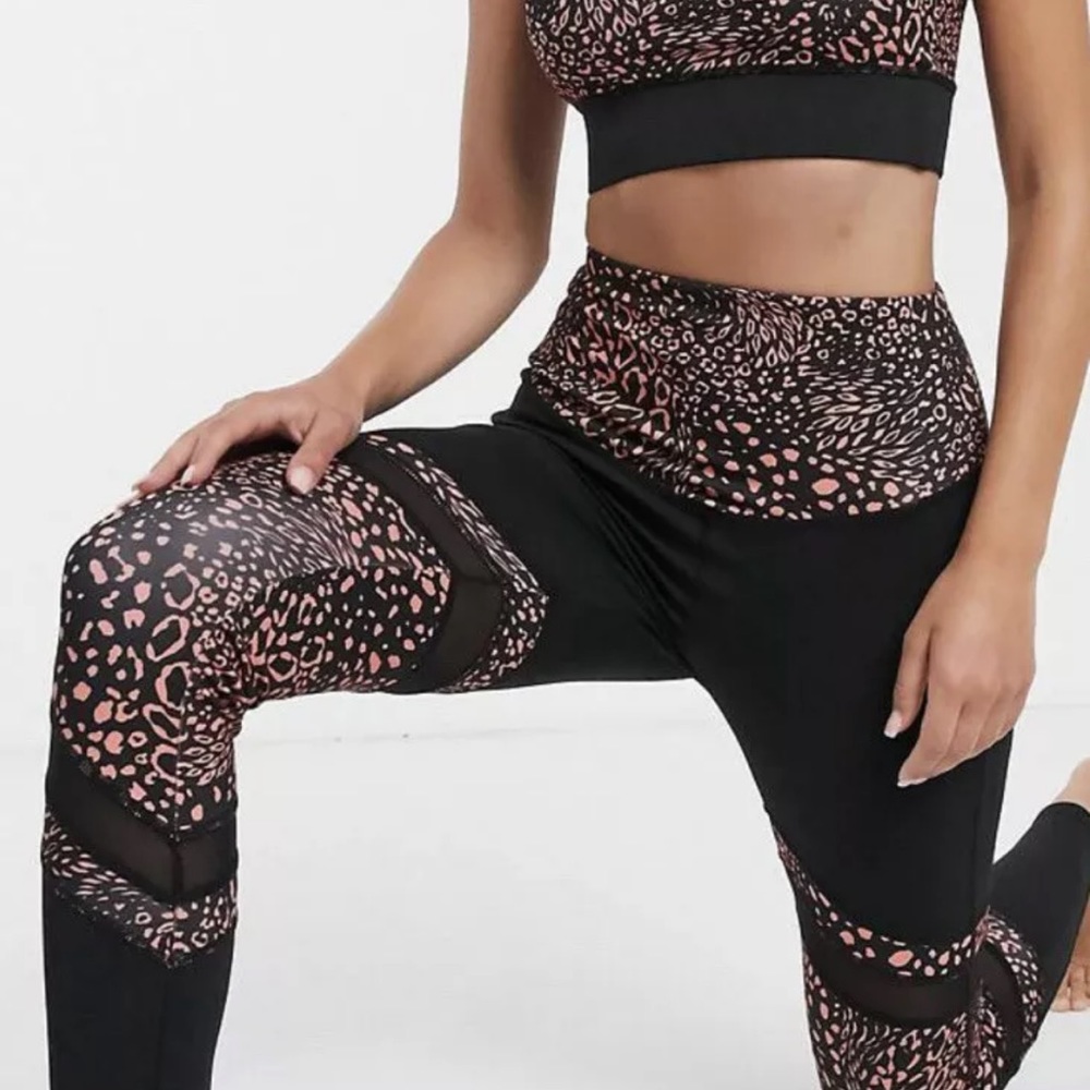 South beach yoga pants size extra small